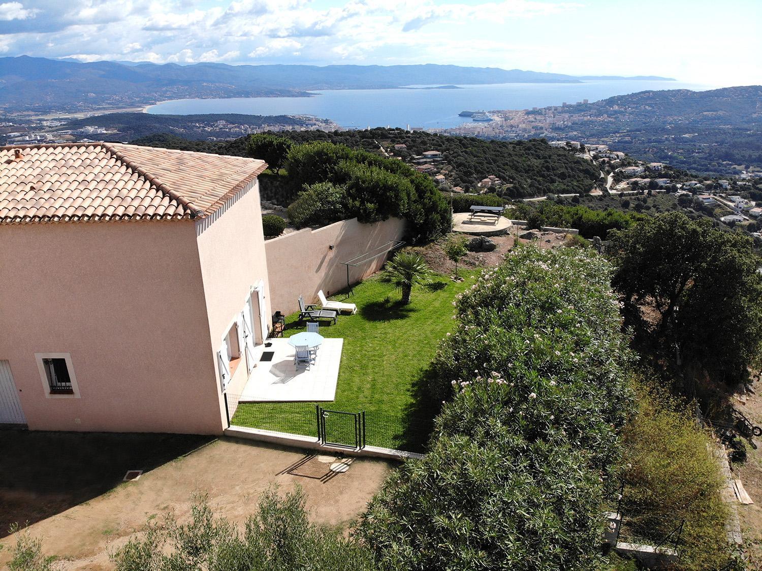 Gites Sassone, Vue Panoramique Sur Ajaccio Et La Mer Alata Bagian luar foto